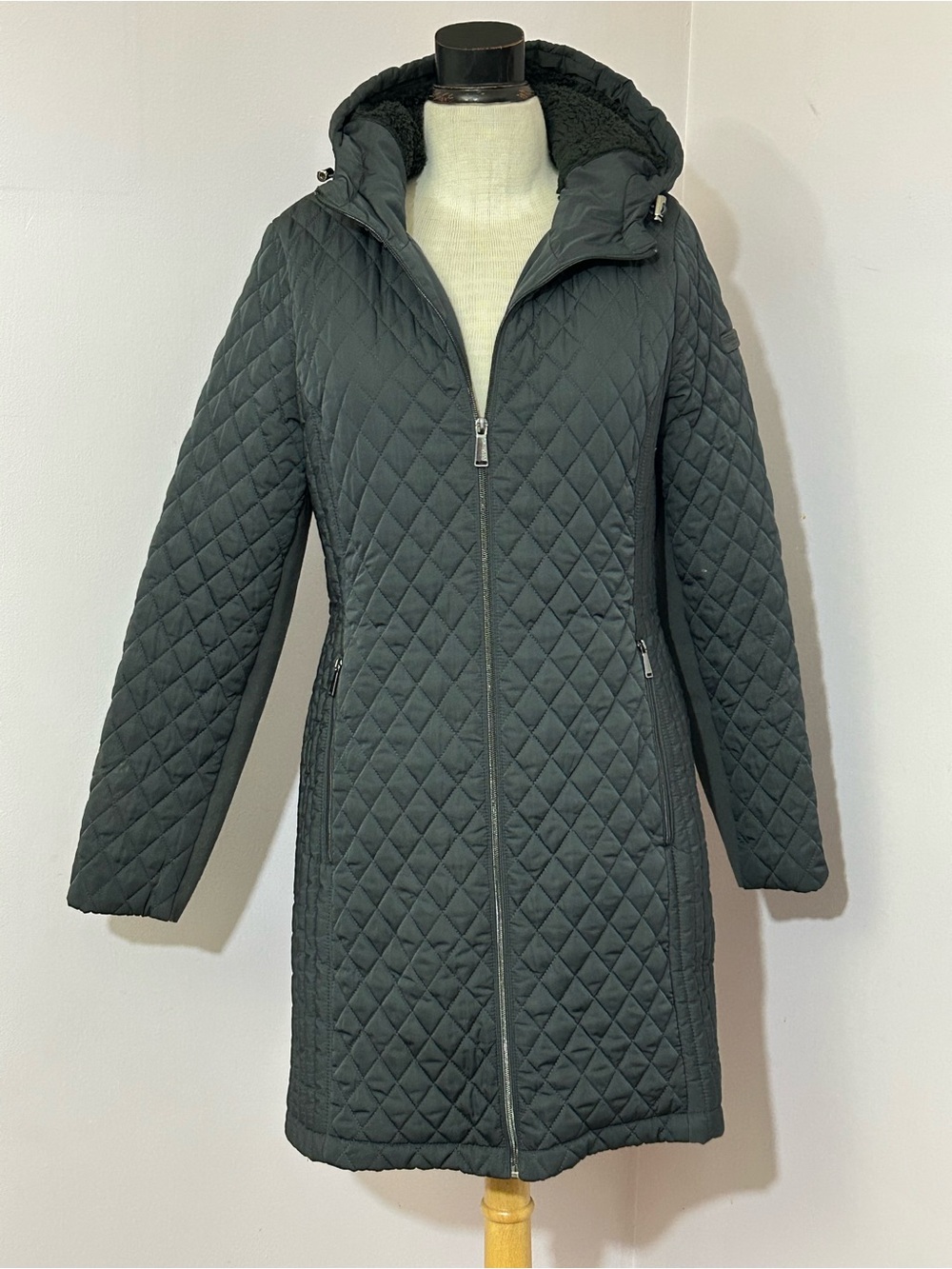 BCBG Quilted Car Coat Fleece Hood Grey Medium